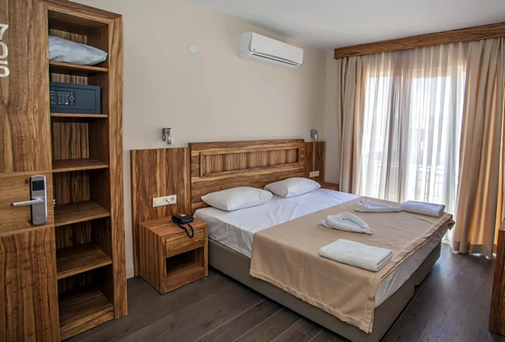 Standart oda — Solmaz Deluxe Otel Çeşme