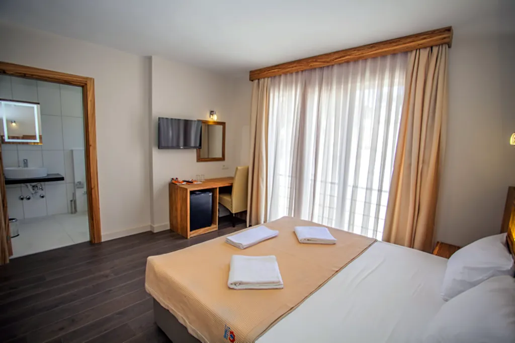 Standart oda — Solmaz Deluxe Otel Çeşme