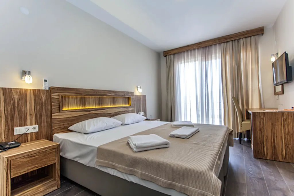 Standart oda — Solmaz Deluxe Otel Çeşme